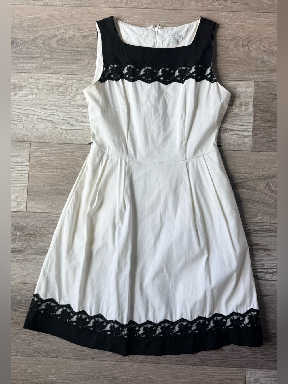 New York & Company White Black Lace Trim Fit & Flare Midi Dress Women’s Size 6